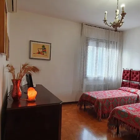 Lila - Spazi Generosi In Quartiere Residenziale Apartment *