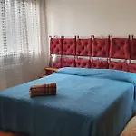 Spazi Generosi In Quartiere Tranquillo - Lila Διαμέρισμα *