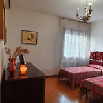 Spazi Generosi In Quartiere Tranquillo - Lila Διαμέρισμα *