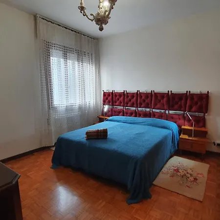 Spazi Generosi In Quartiere Tranquillo - Lila