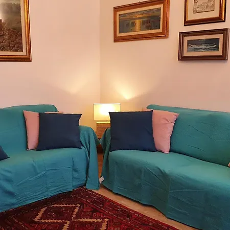 Lejlighed Spazi Generosi In Quartiere Tranquillo - Lila