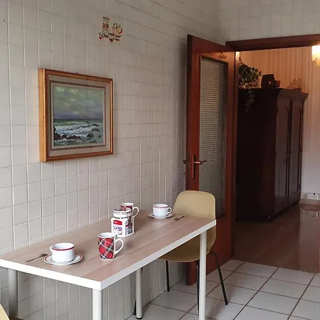 Spazi Generosi In Quartiere Tranquillo - Lila Lejlighed