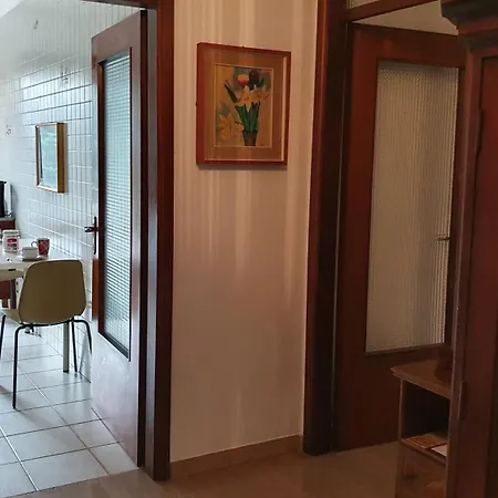 Spazi Generosi In Quartiere Tranquillo - Lila